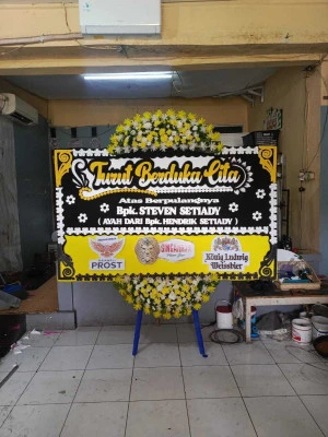 Papan Bunga di Teluk Naga
