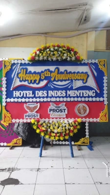 Papan Bunga di Teluk Naga